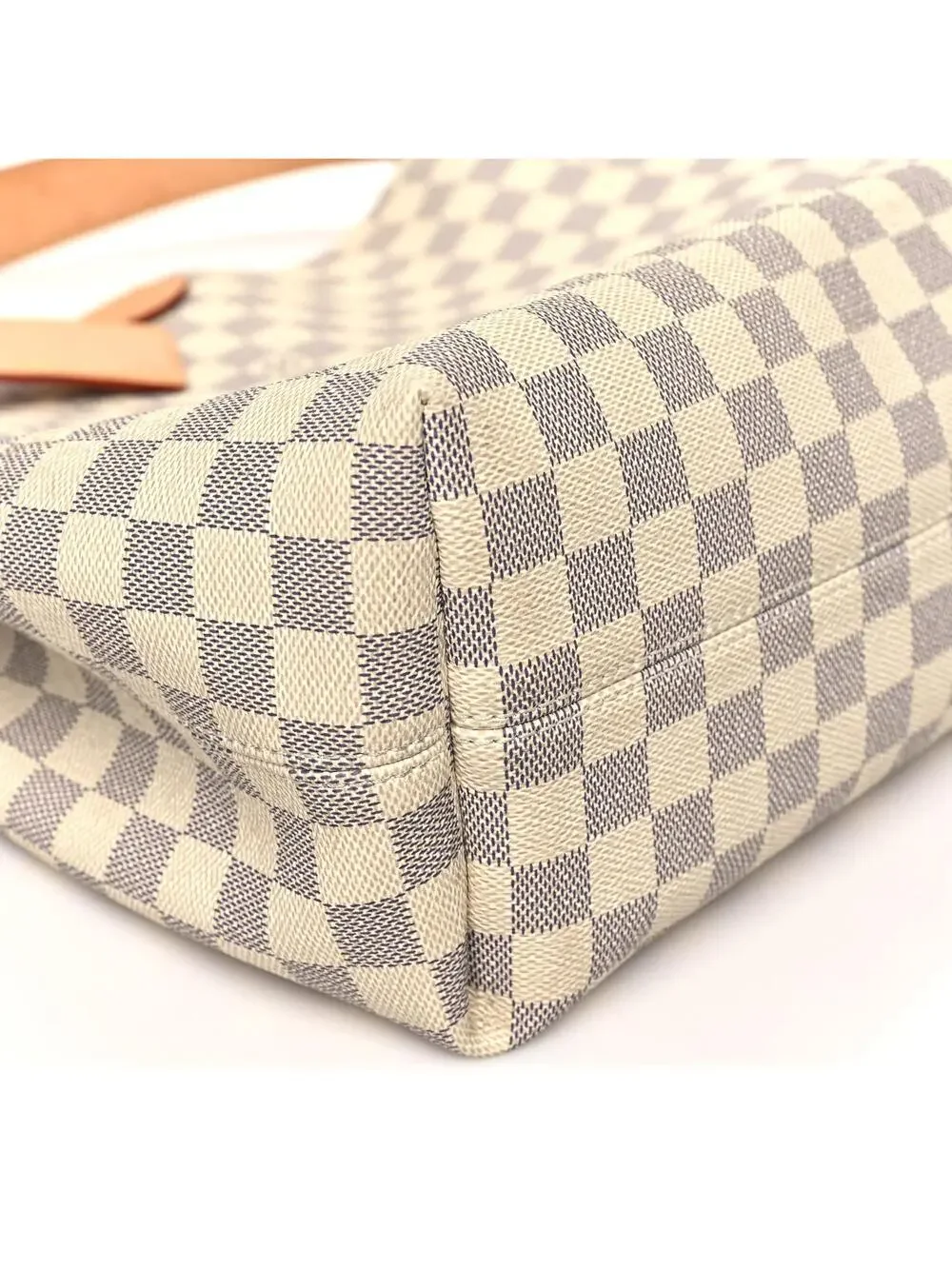 Louis Vuitton code magnetic